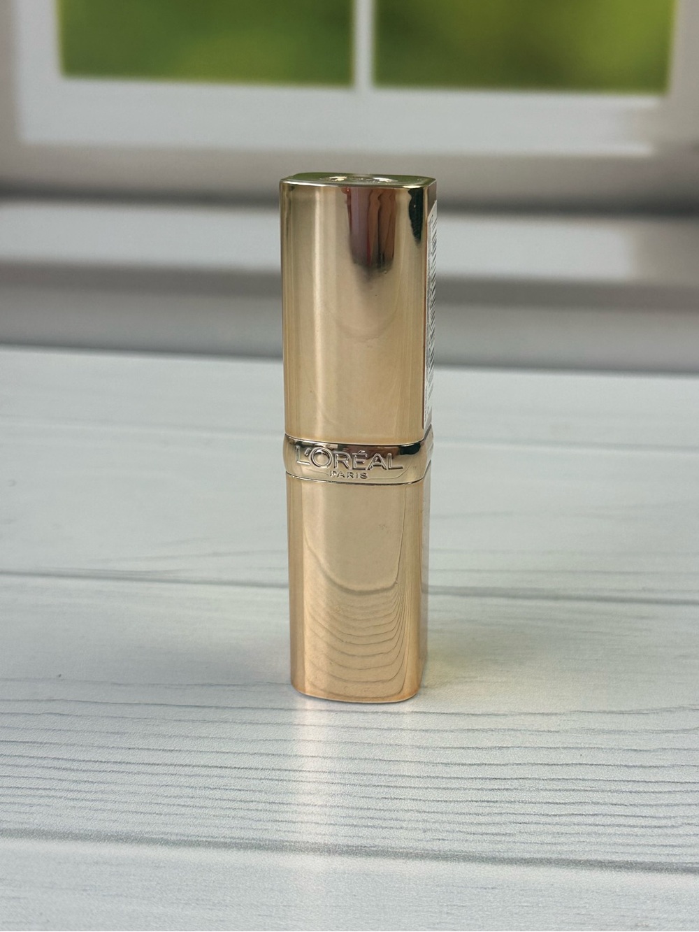 L’Oréal Ballerina Shoes 135 Colour Rich Lipstick Pearl